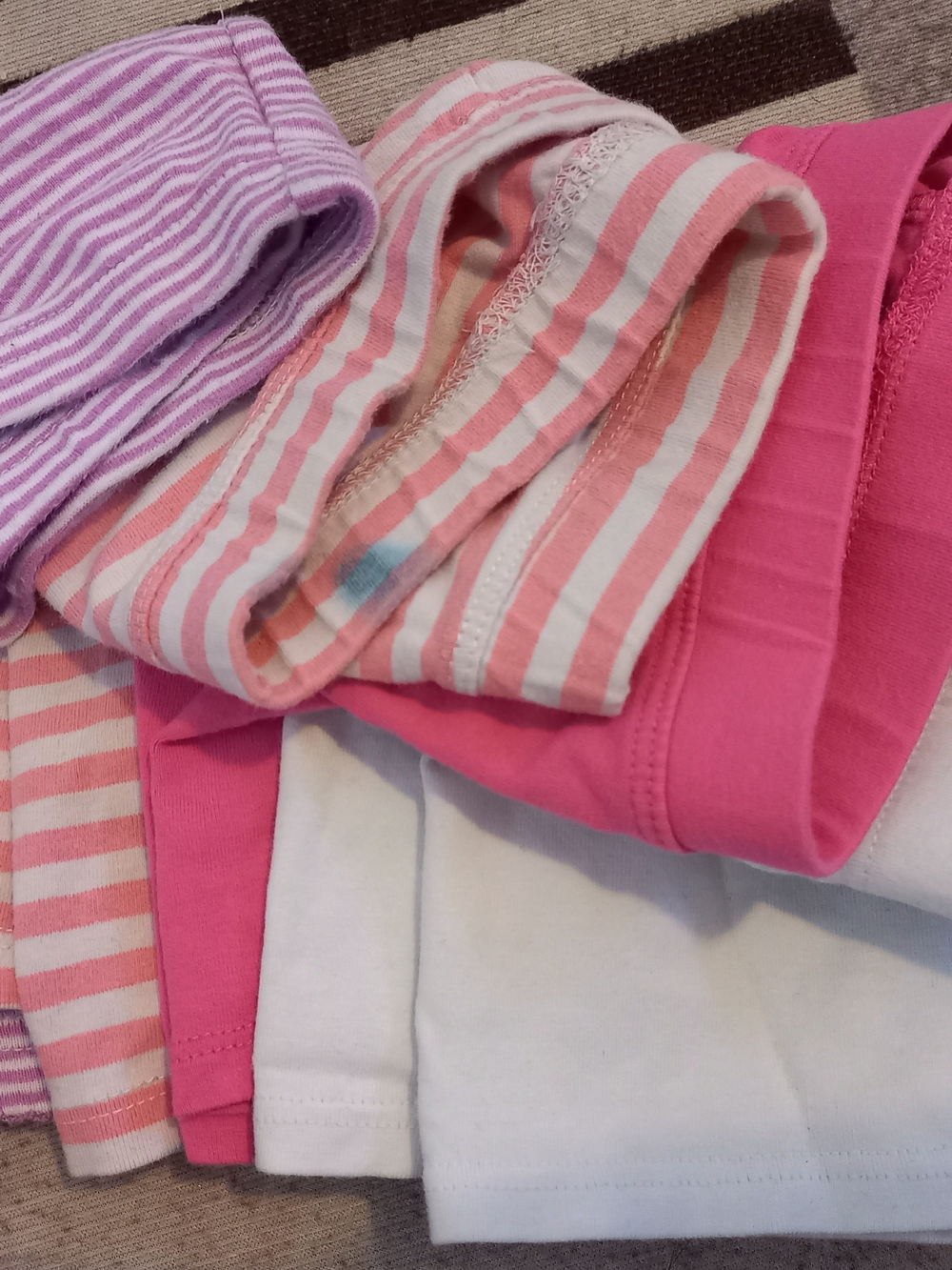 Girls' Cartwheel Shorts Multi-Pack - Picture 3 of 4